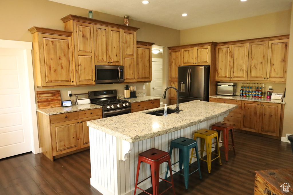 2172 N 2625 W Farr West, UT 84404