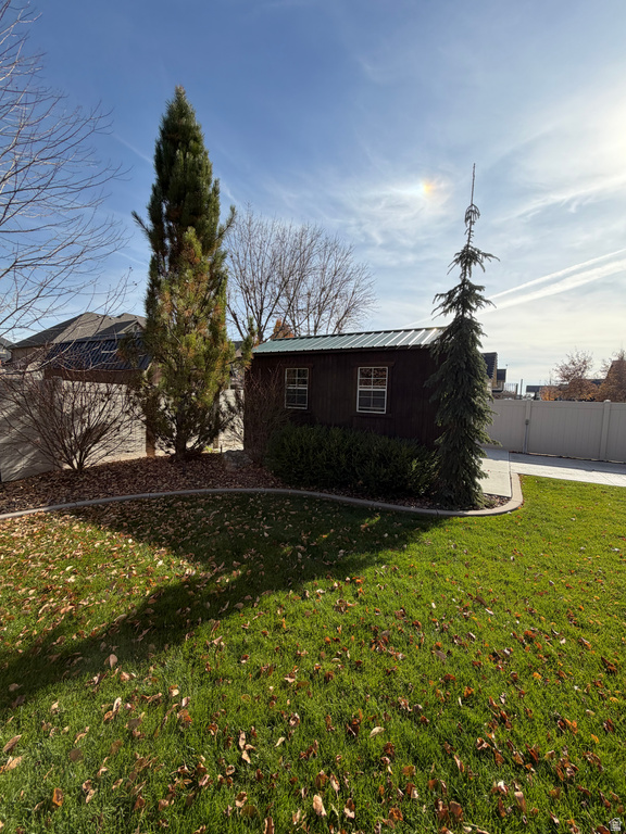 2172 N 2625 W Farr West, UT 84404