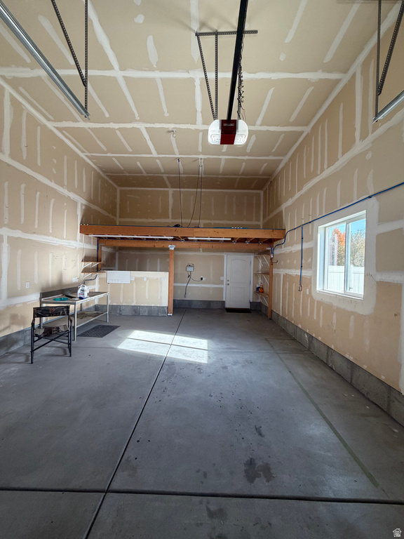 2172 N 2625 W Farr West, UT 84404