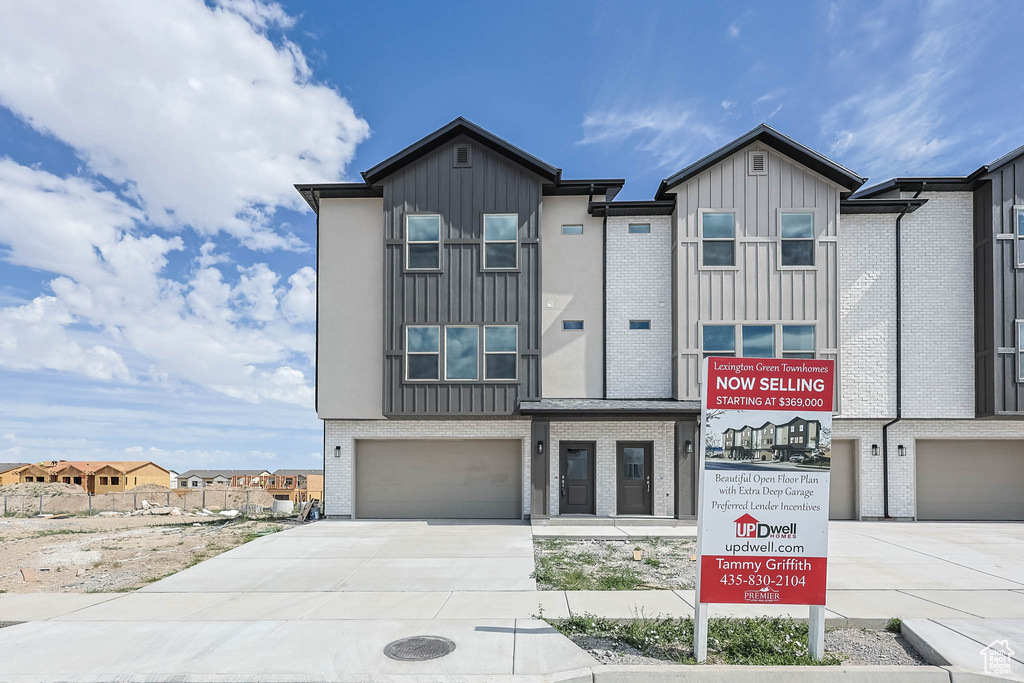 592 W CAROLES WAY #15 Tooele, UT 84074