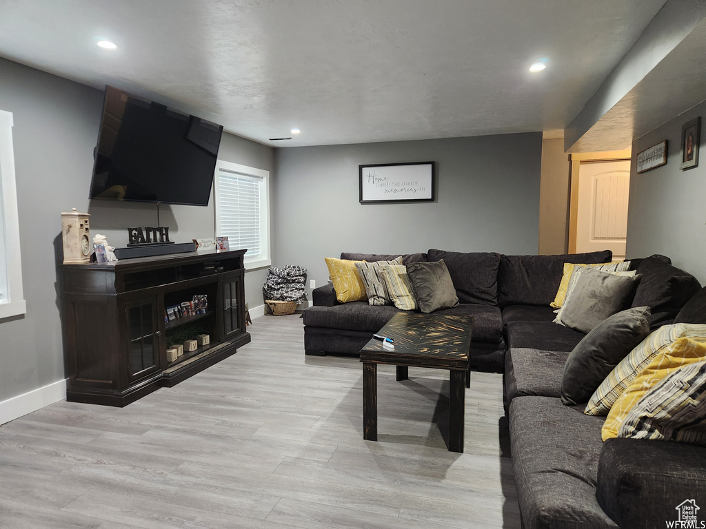 1227 N 300 W Tooele, UT 84074