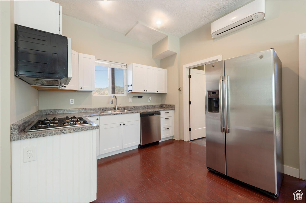 2267 E 2700 S Salt Lake City, UT 84109