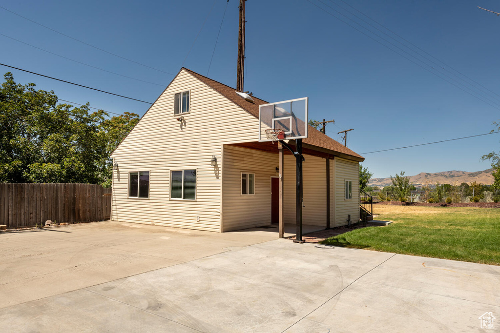 2267 E 2700 S Salt Lake City, UT 84109