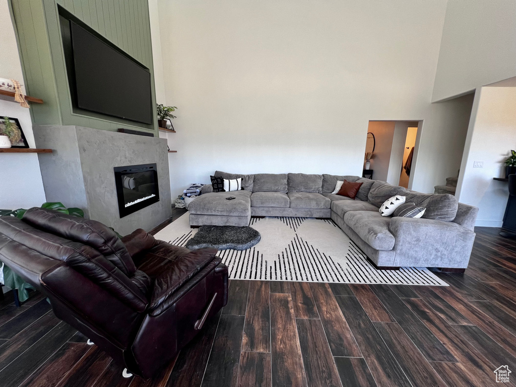 Photo 21 for MLS #2103276 at 1204 Hyperion Way