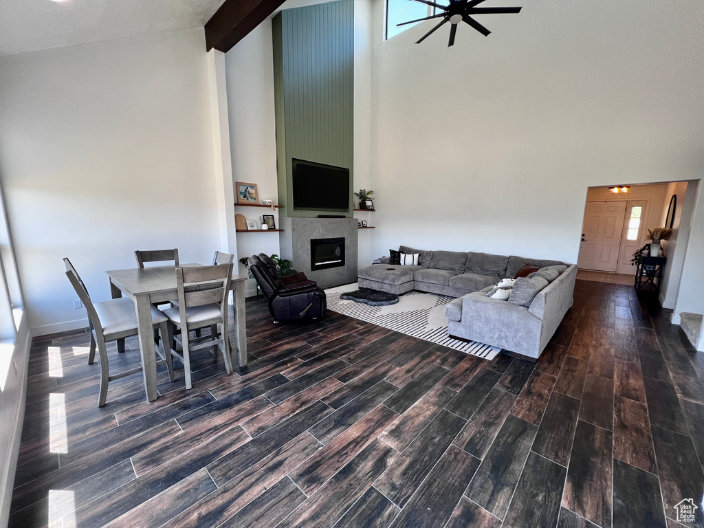 Photo 19 for MLS #2103276 at 1204 Hyperion Way