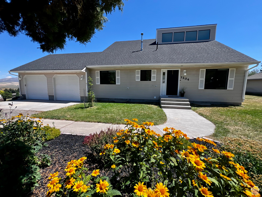 Photo 14 for MLS #2103276 at 1204 Hyperion Way