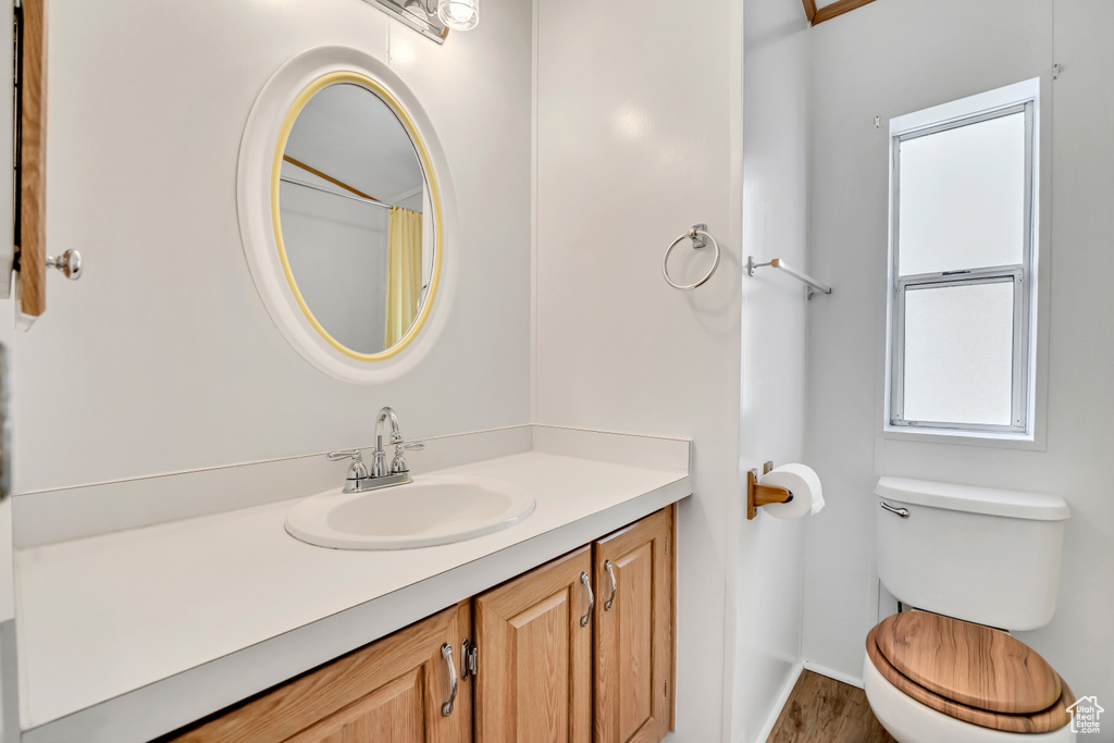 Photo 12 for MLS #2103279 at 1101 W Barberry Dr