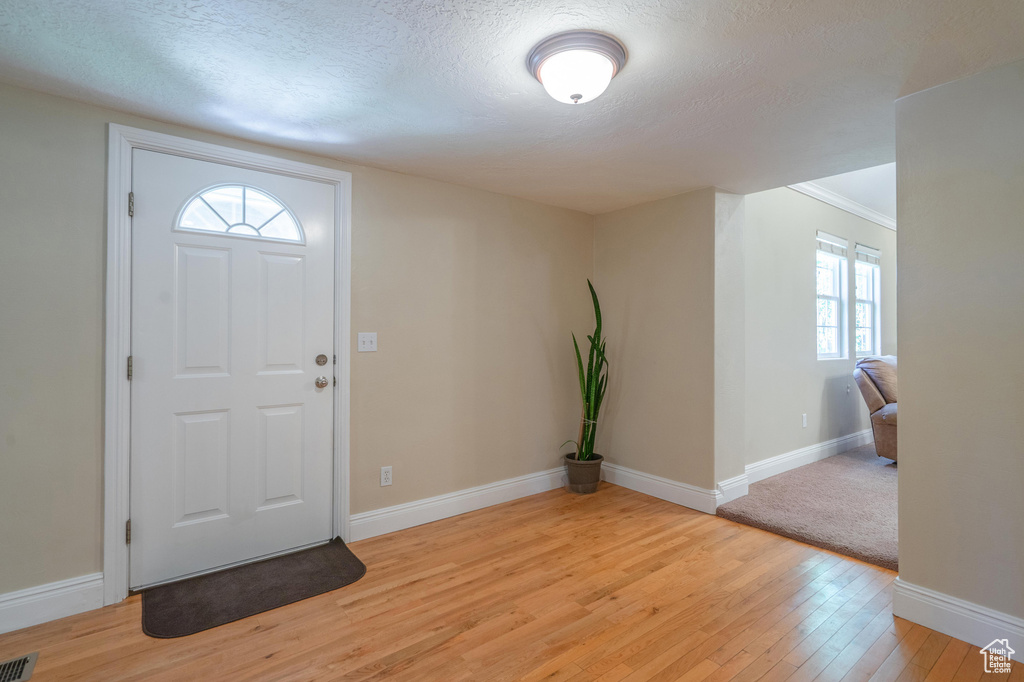 Photo 7 for MLS #2103312 at 160 E 600 North