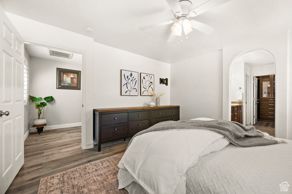 1066 W STONEHAVEN DR North Salt Lake, UT 84054