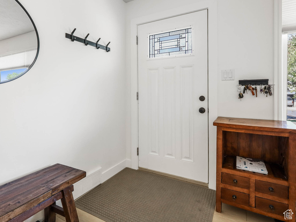 Photo 4 for MLS #2103315 at 9257 S Quail Hollow Dr