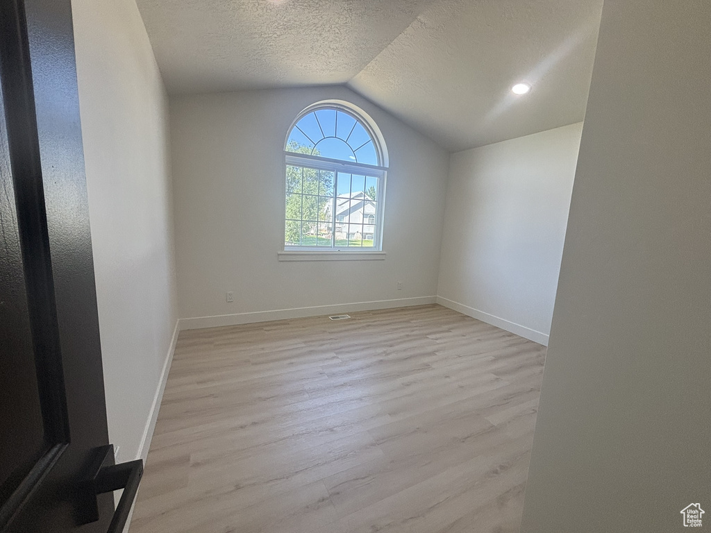 Photo 23 for MLS #2103318 at 353 W Redberry Rd