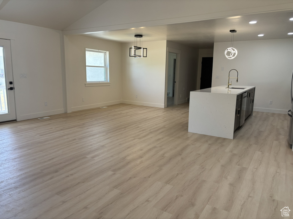 Photo 8 for MLS #2103318 at 353 W Redberry Rd