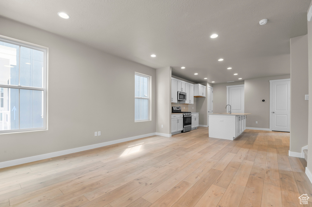Photo 8 for MLS #2103321 at 11178 S Fordman Way
