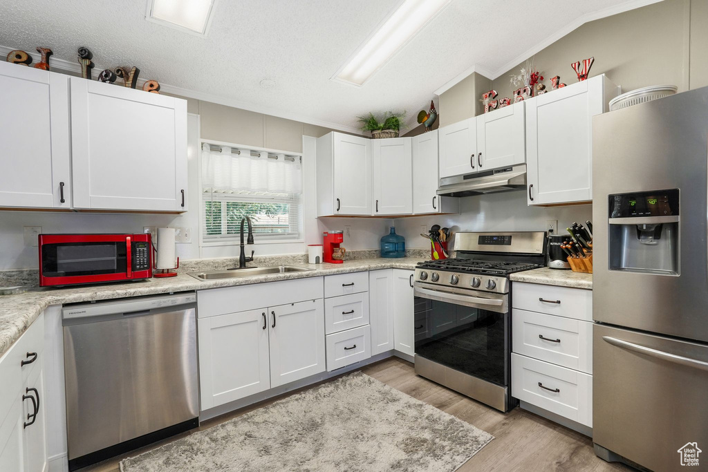 Photo 6 for MLS #2103324 at 3860 S Midland Dr #B97