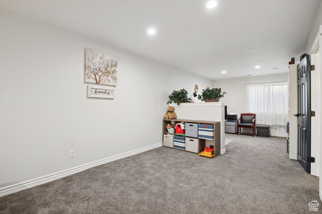 1043 N 2025 W Layton, UT 84041