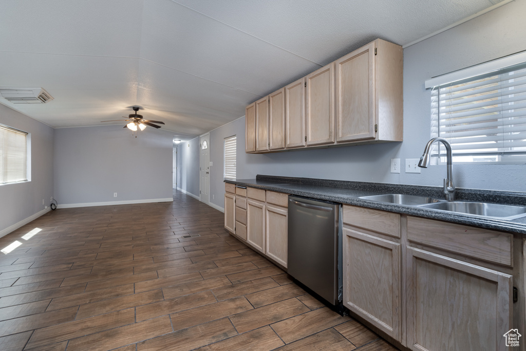 Photo 5 for MLS #2103337 at 126 N 500 East #82