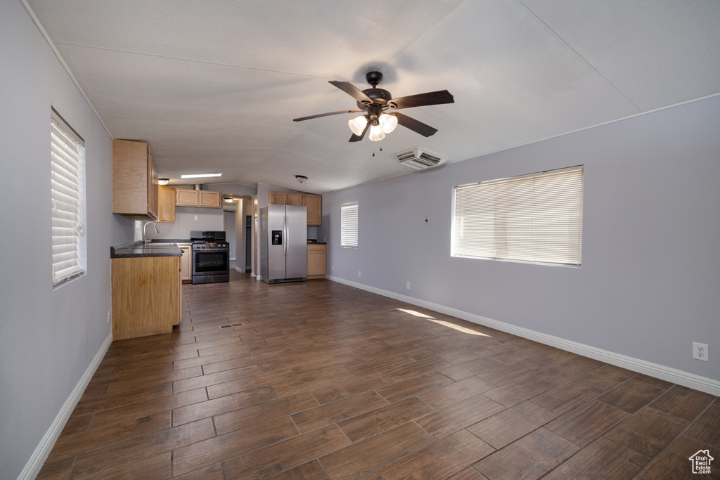Photo 7 for MLS #2103337 at 126 N 500 East #82