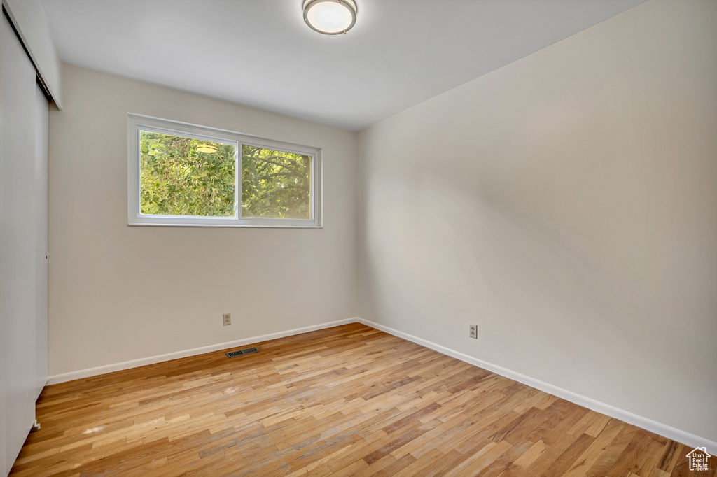 Photo 11 for MLS #2103341 at 841 E Newbold Cir