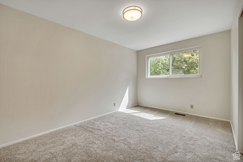 Photo 12 for MLS #2103341 at 841 E Newbold Cir