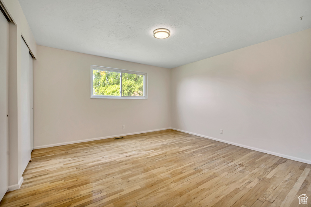 Photo 9 for MLS #2103341 at 841 E Newbold Cir