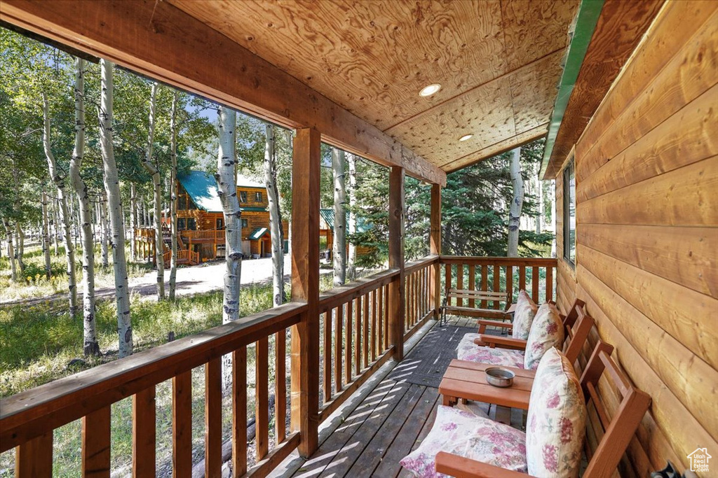 Photo 6 for MLS #2103347 at 4443 Buck Way