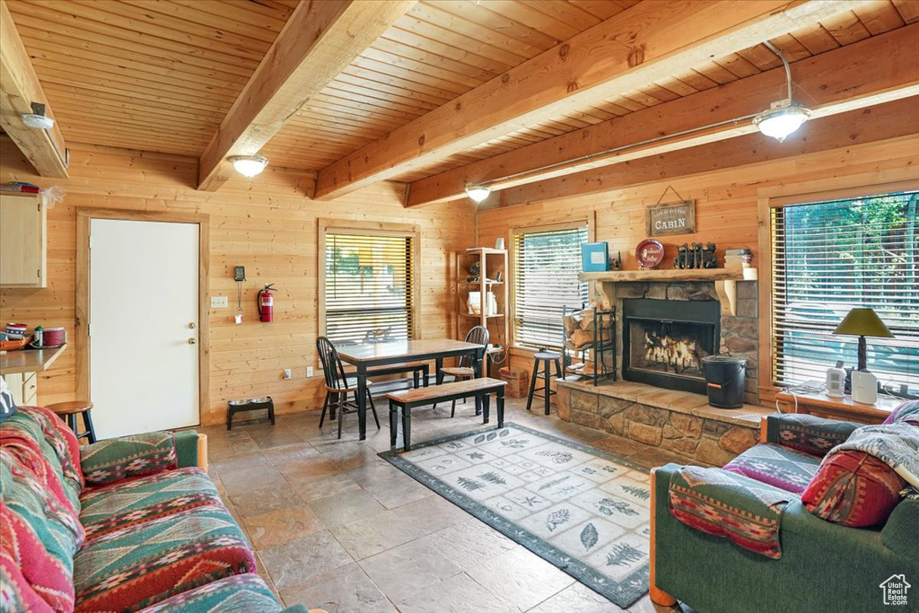Photo 9 for MLS #2103347 at 4443 Buck Way