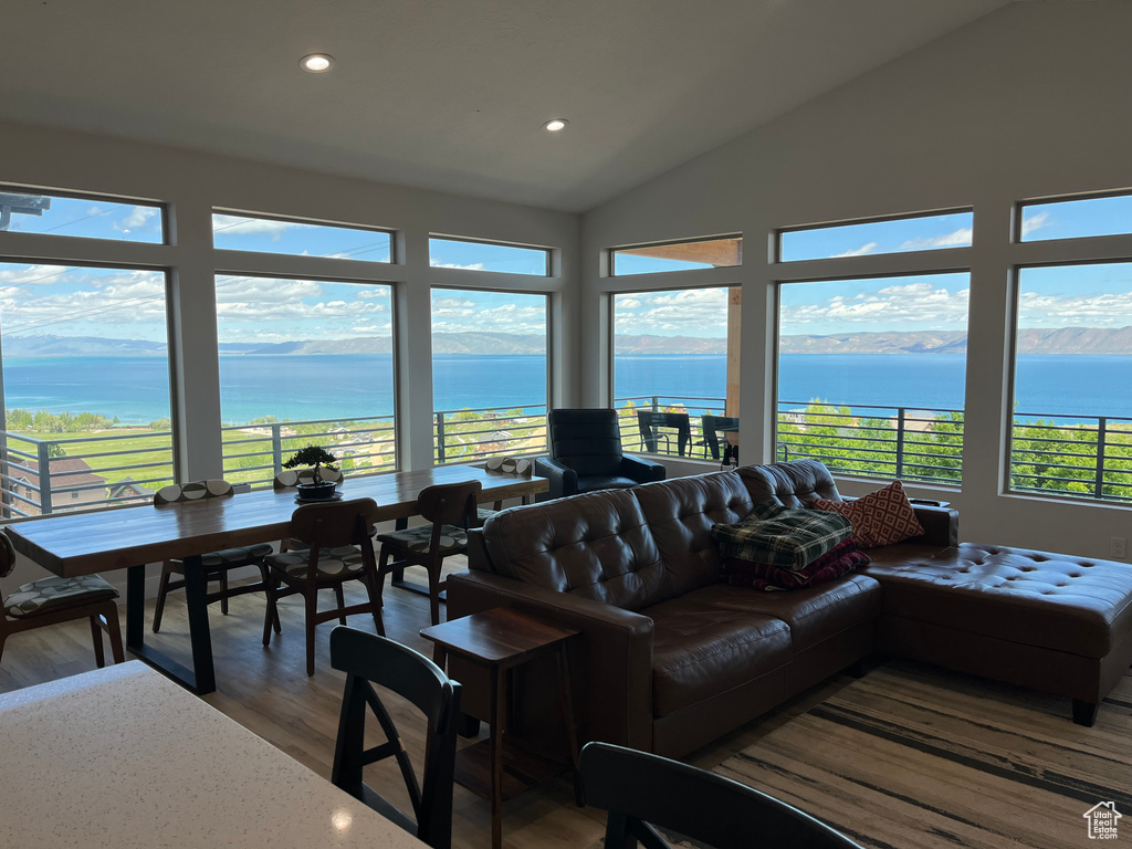1355 TRAPPER LOOP Garden City, UT 84028