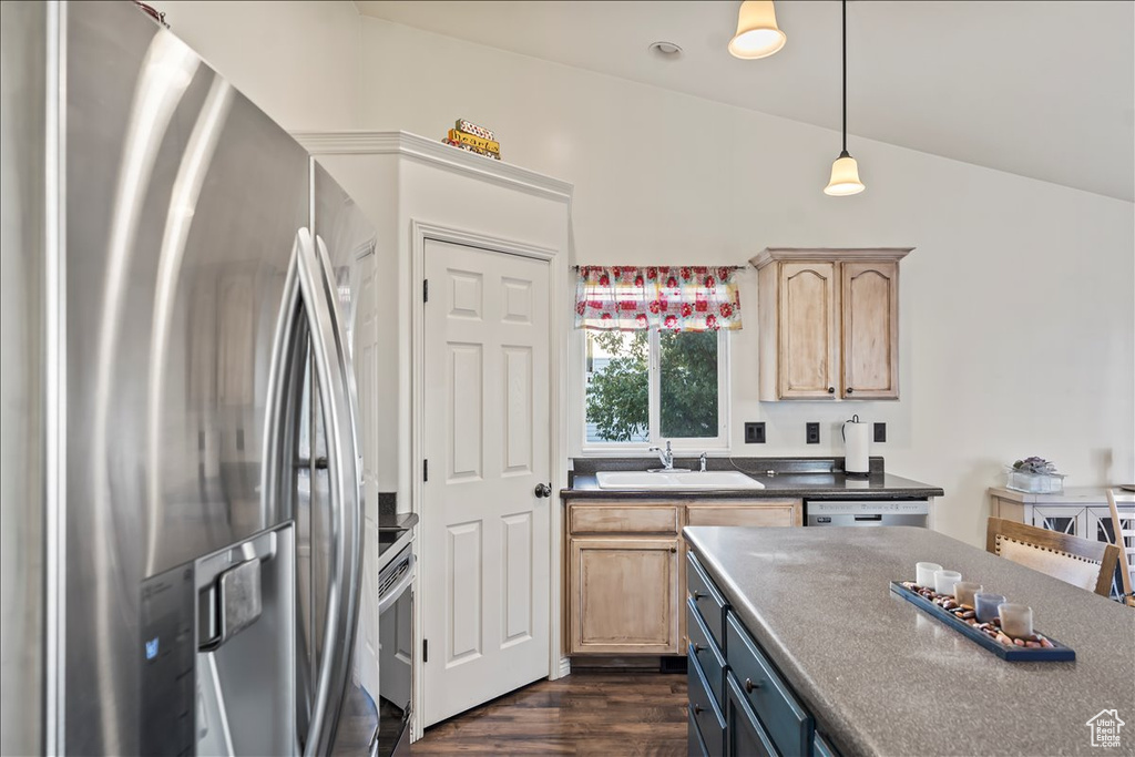 4054 LILY DR Roy, UT 84067