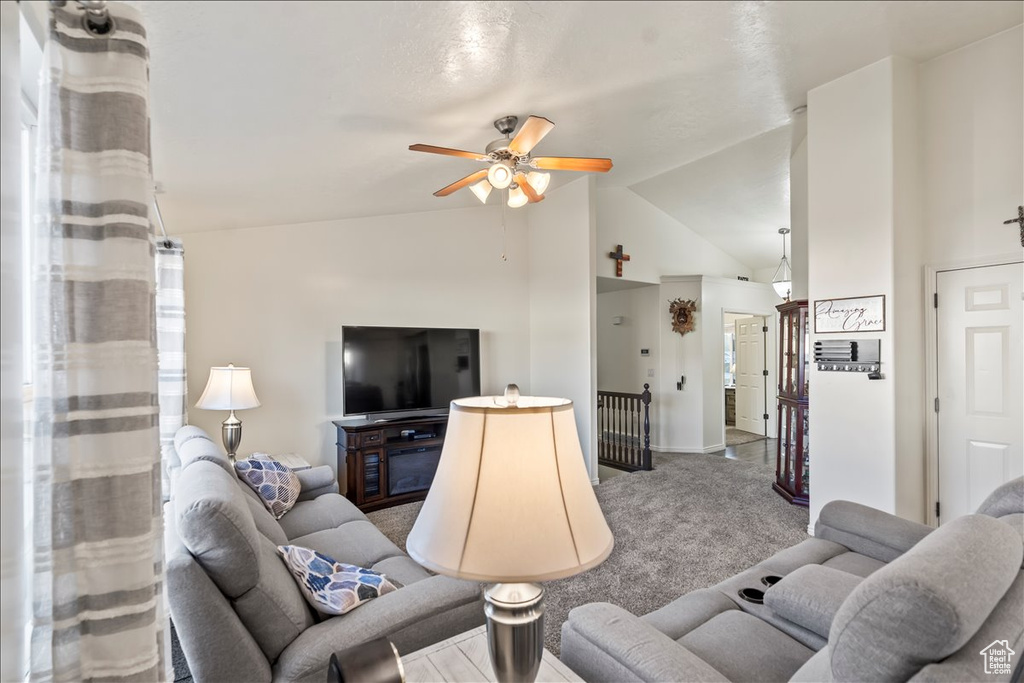 4054 LILY DR Roy, UT 84067