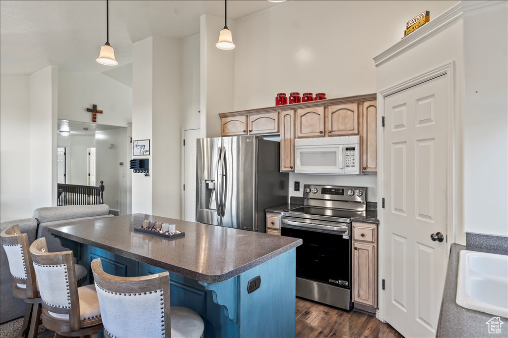 4054 LILY DR Roy, UT 84067