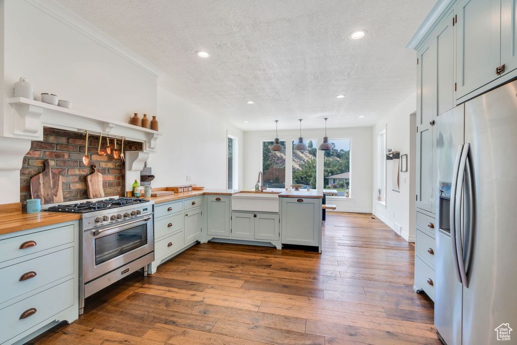 3702 N 920 E Provo, UT 84604