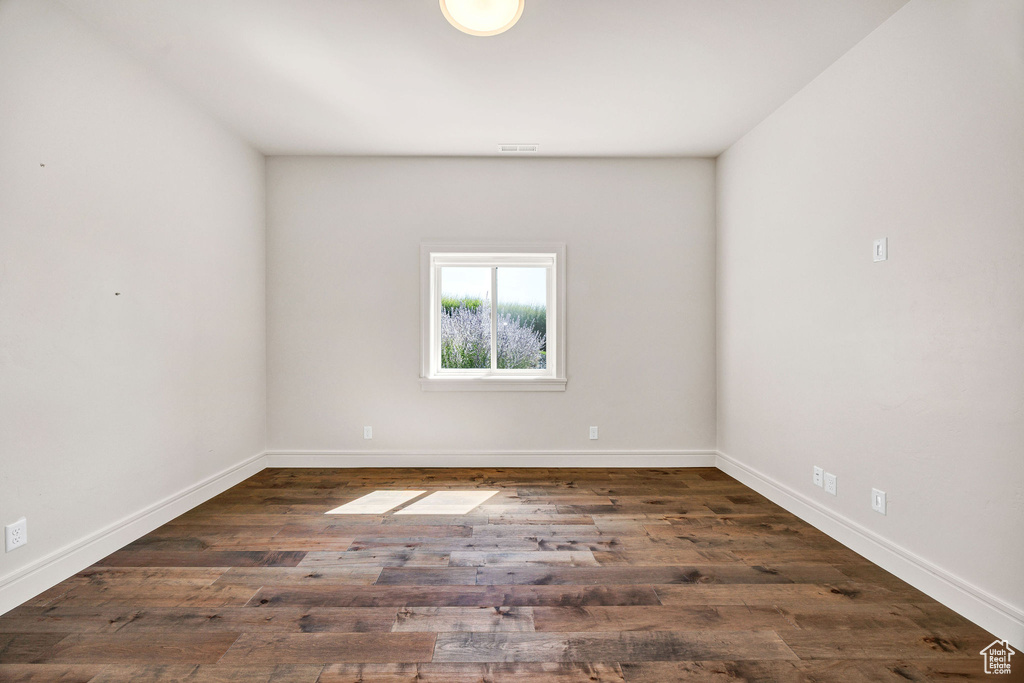 Photo 55 for MLS #2103383 at 2835 Naomi Cir