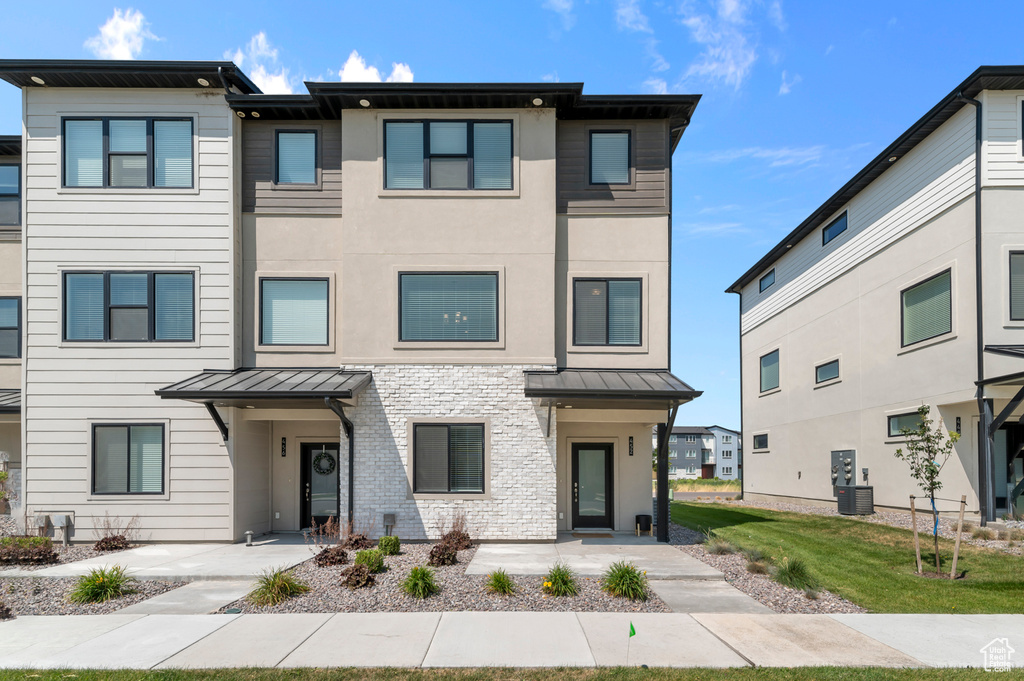 452 S 900 W American Fork, UT 84003