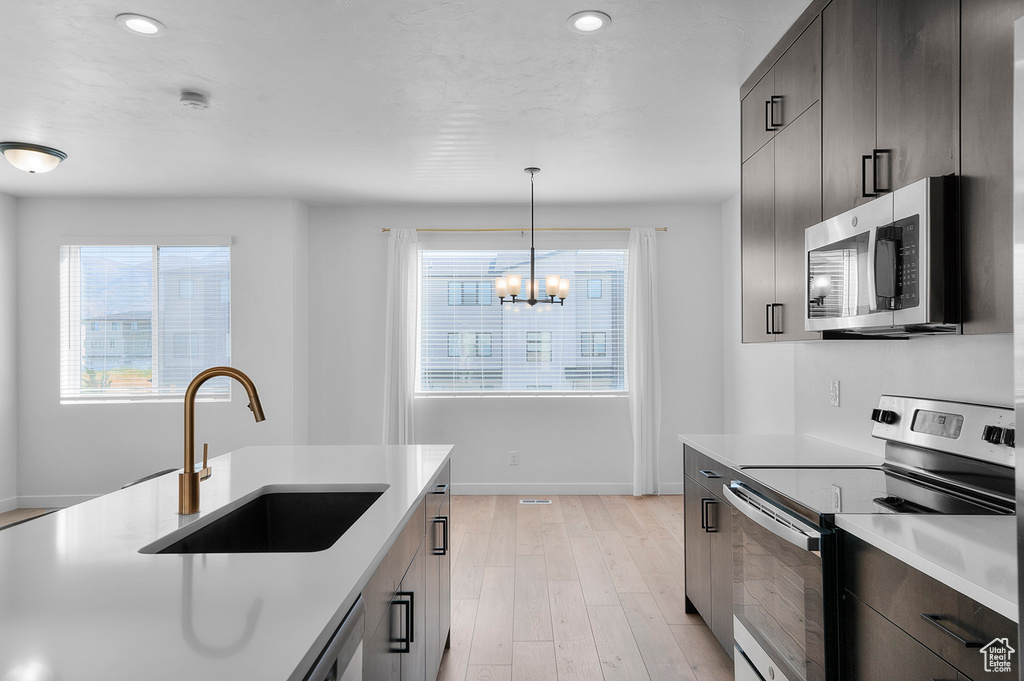 Photo 9 for MLS #2103386 at 452 S 900 West