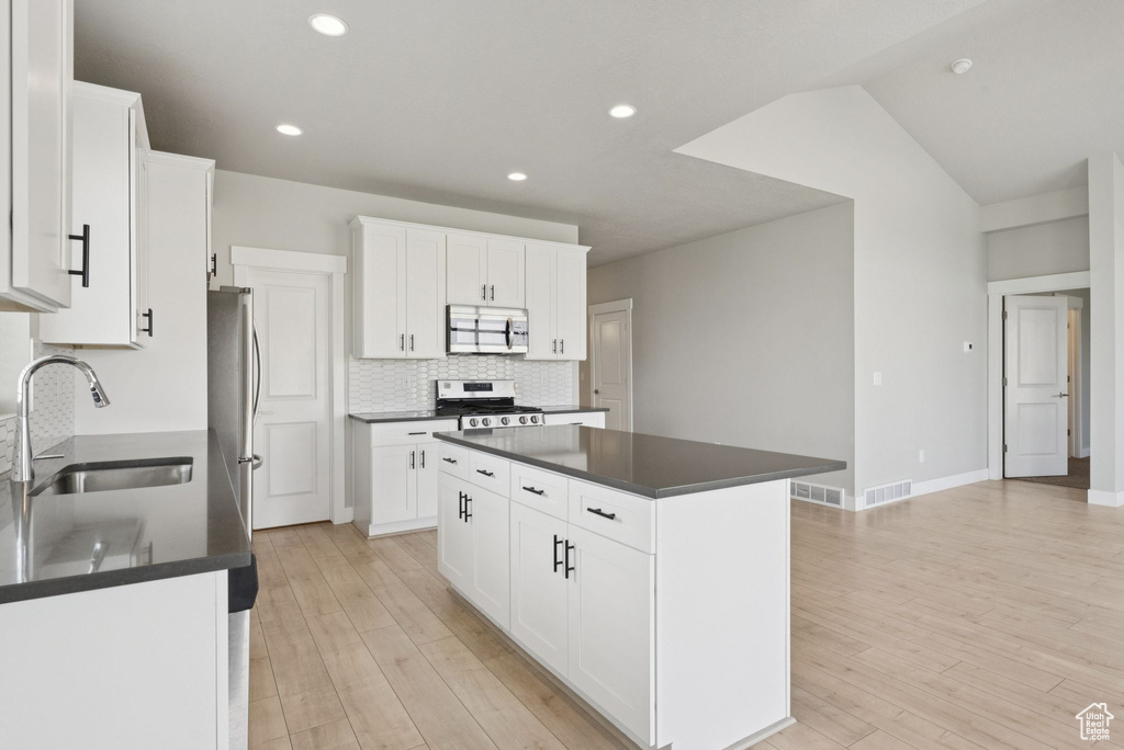 1224 W BRINKERHOFF DR West Jordan, UT 84084