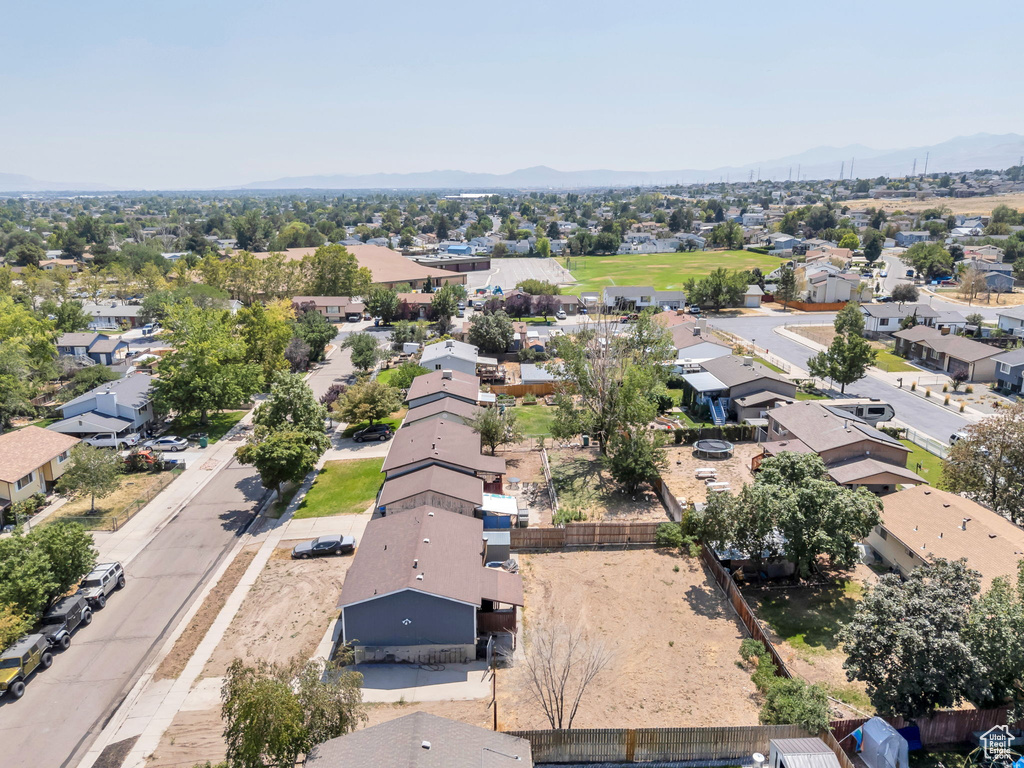 6260 S WEST LILAC DR West Jordan, UT 84081