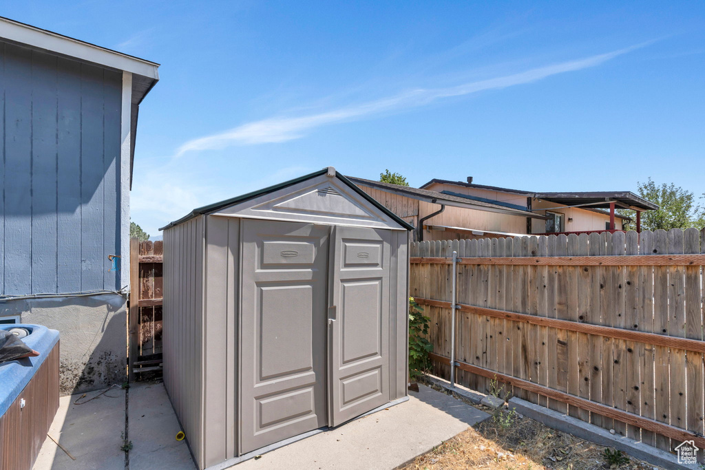 6260 S WEST LILAC DR West Jordan, UT 84081