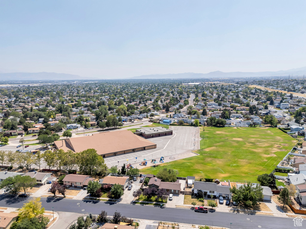 6260 S WEST LILAC DR West Jordan, UT 84081
