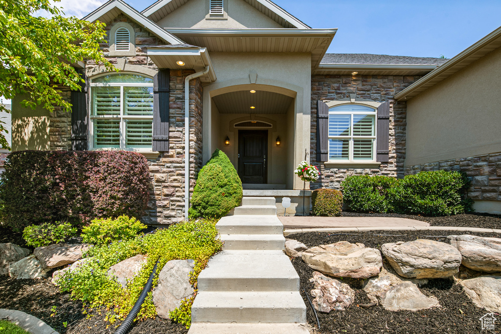 Photo 2 for MLS #2103405 at 4665 N Stonehaven Loop