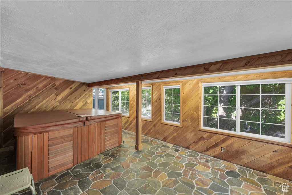 Photo 18 for MLS #2103407 at 1009 N 2050 East Cir