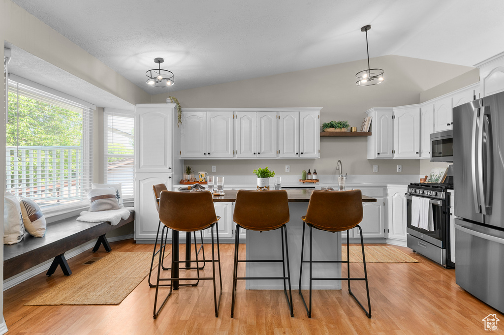 889 S CLOVER CIR Ogden, UT 84404