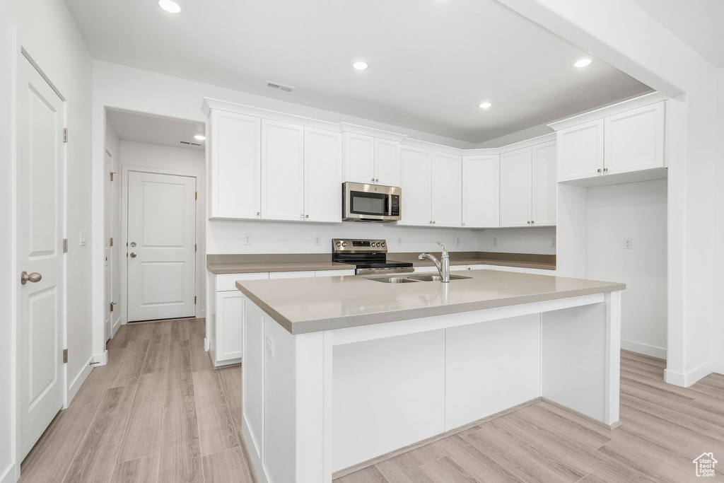 Photo 7 for MLS #2103425 at 12657 S High View Ln #125