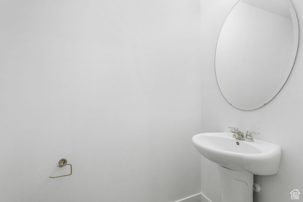 Photo 9 for MLS #2103425 at 12657 S High View Ln #125