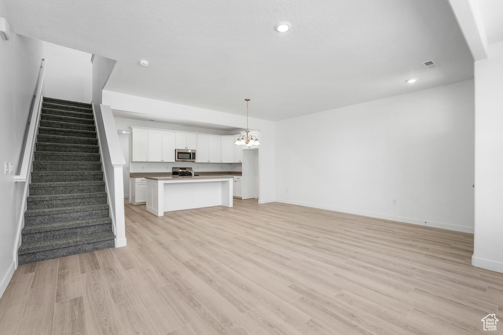 Photo 4 for MLS #2103425 at 12657 S High View Ln #125