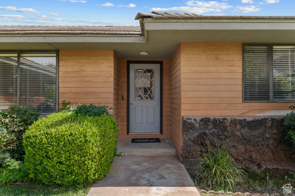 1221 JUNIPERO SERRA DR St George, UT 84790