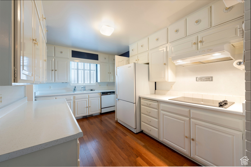 Photo 19 for MLS #2103438 at 1110 S Oak Hills Way