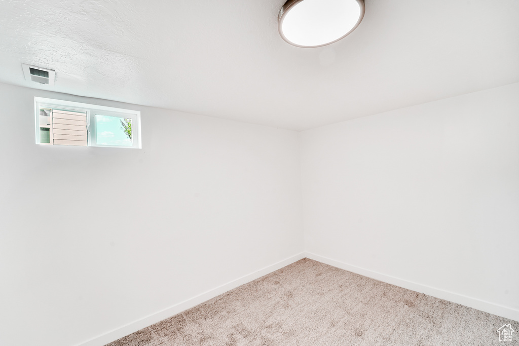 Photo 20 for MLS #2103440 at 878 E Elgin Ave