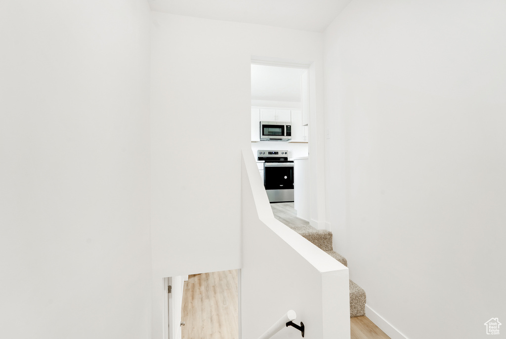 Photo 18 for MLS #2103440 at 878 E Elgin Ave