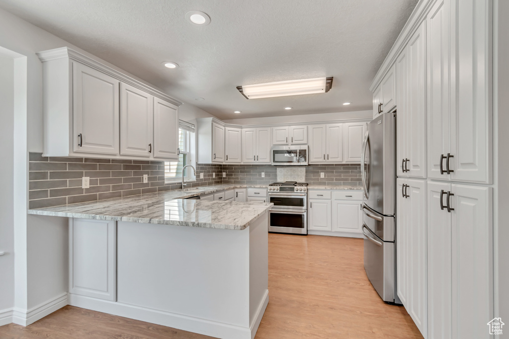 Photo 9 for MLS #2103447 at 927 E 70 South