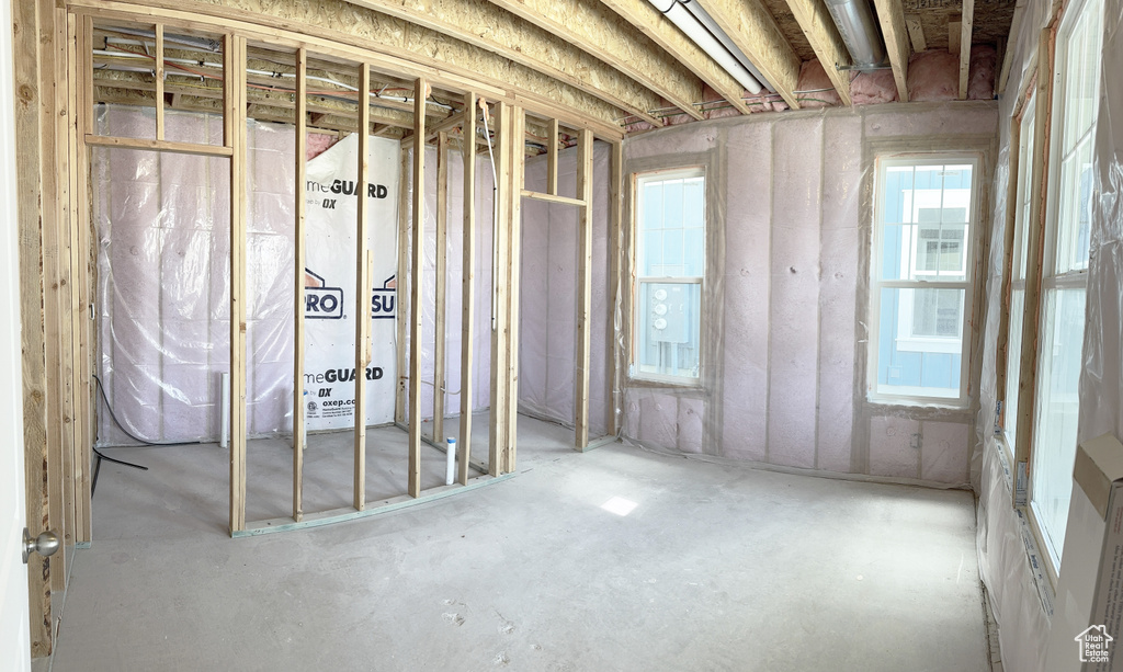 Photo 6 for MLS #2103451 at 6923 W South Jordan Pkwy